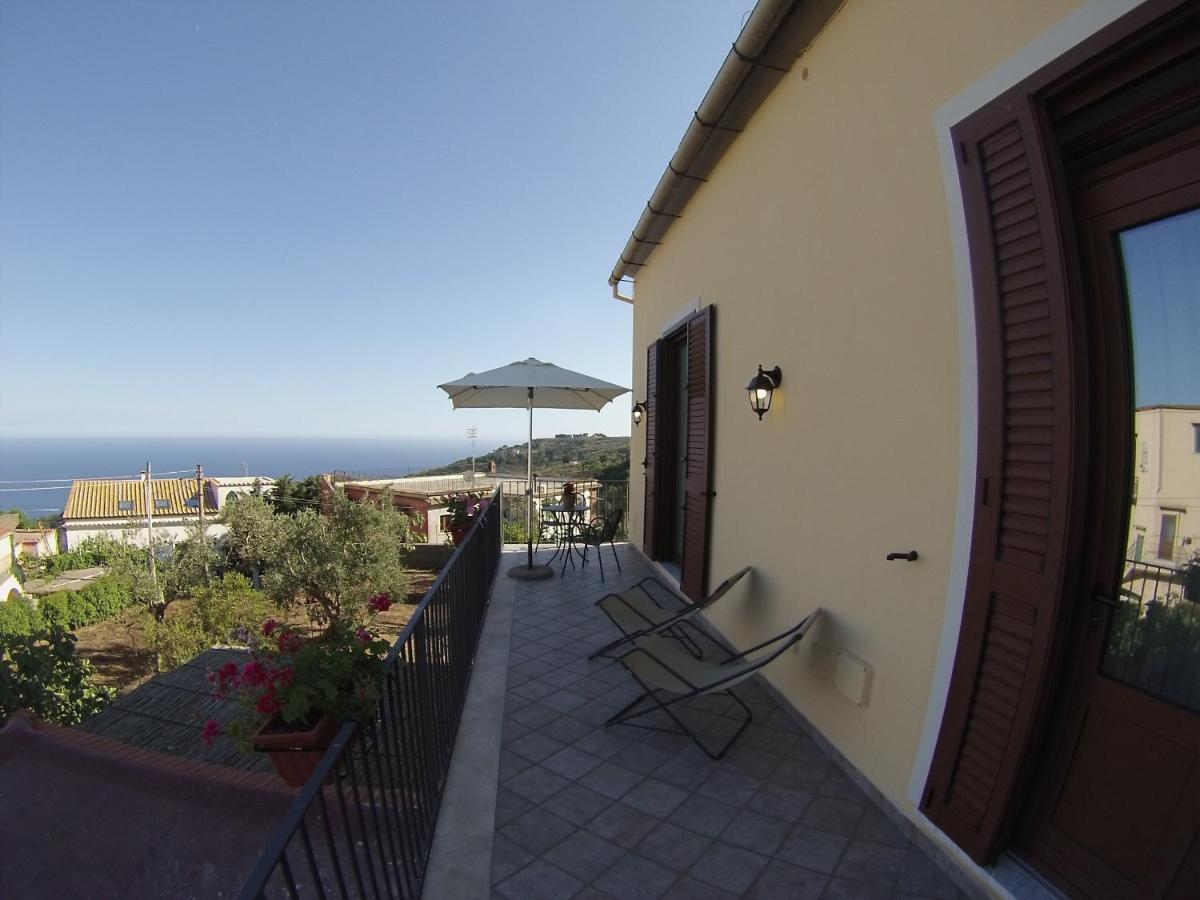 Fondo Santa Lucia Apartman SantʼAgata sui Due Golfi Szoba fotó