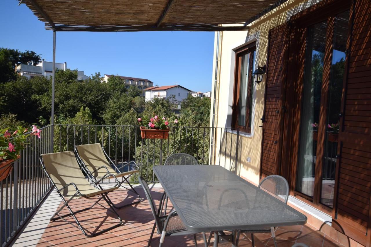 Fondo Santa Lucia Apartman SantʼAgata sui Due Golfi Szoba fotó